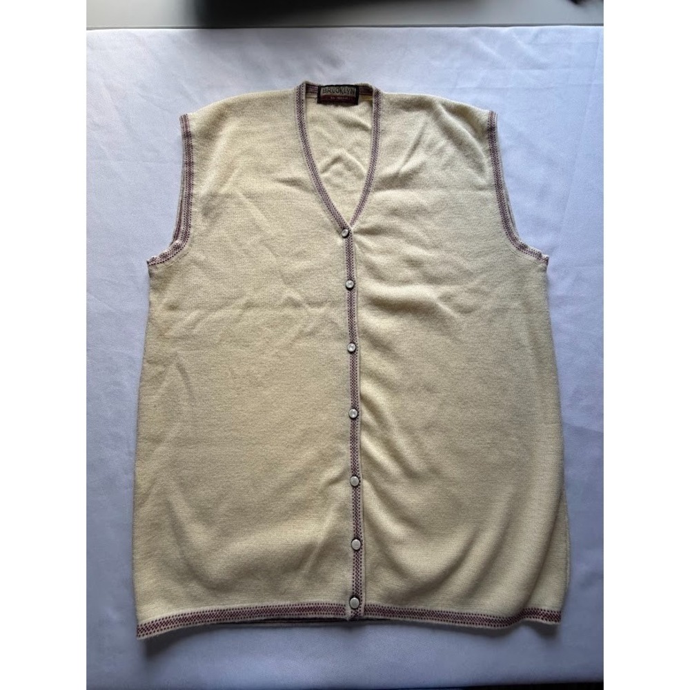VTG Grandpa Core - Pearl Button-up Sweater Vest by Brooklyn Apparels